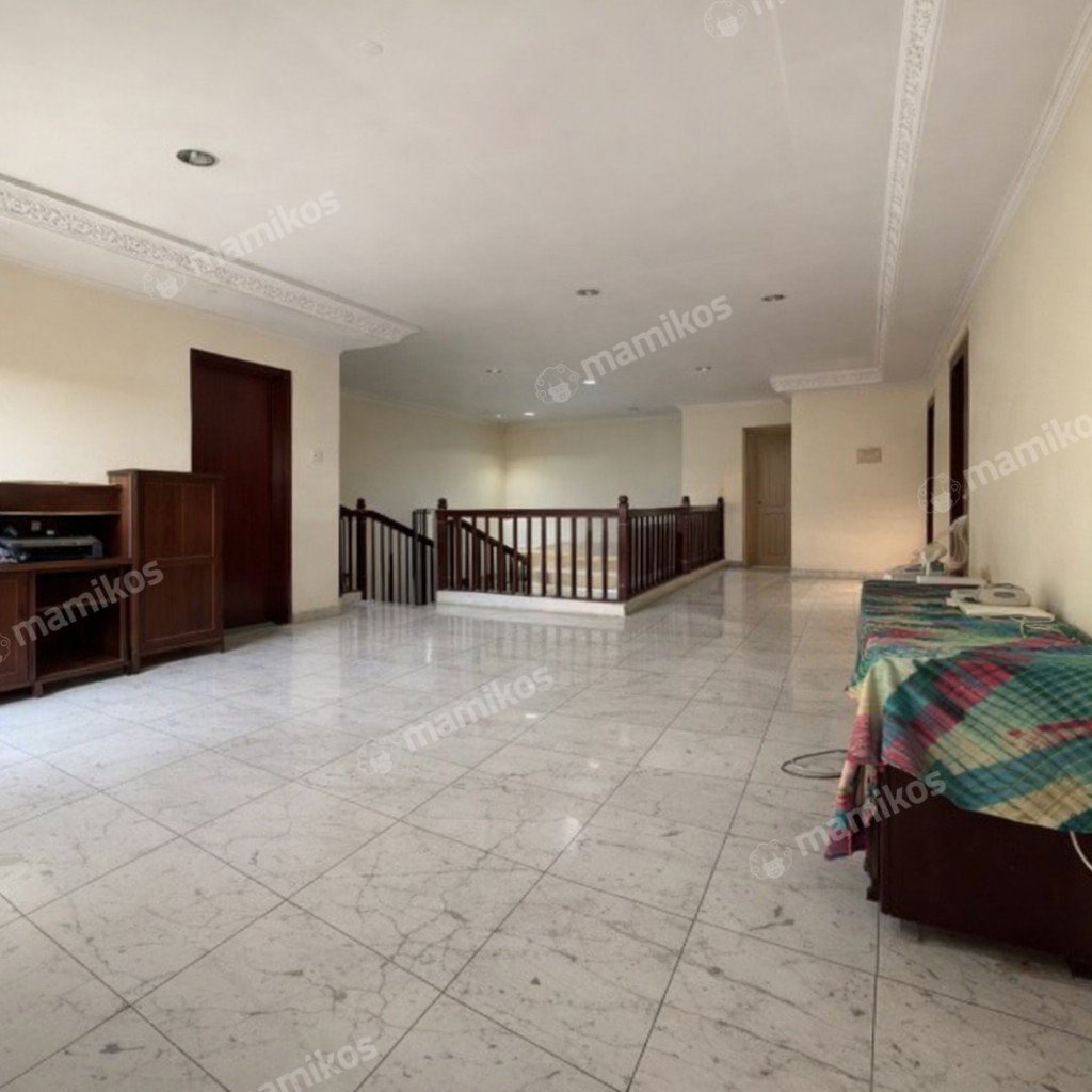 Rumah Sertifikat SHM 4 Kamar Tidur 4 Kamar Mandi Pondok Indah Jakarta Selatan - Photo 5