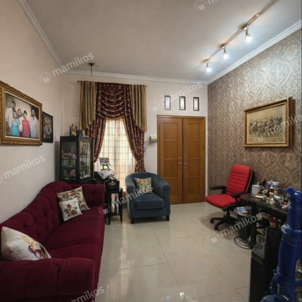 Rumah Sertifikat SHM 4 Kamar Tidur 4 Kamar Mandi Jatiwaringin Jakarta Timur - Photo 3