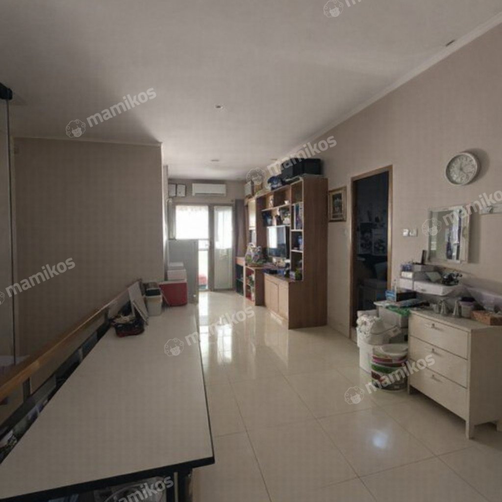 Rumah Sertifikat SHM 4 Kamar Tidur 4 Kamar Mandi Jatiwaringin Jakarta Timur - Photo 4