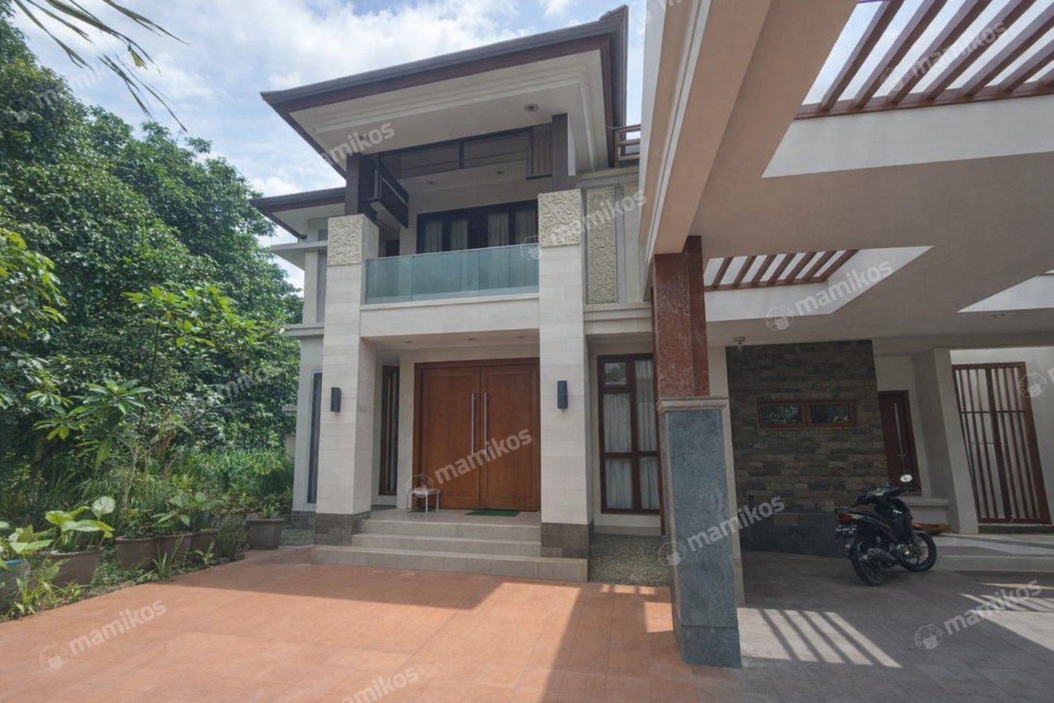 Rumah Sertifikat SHM 6 Kamar Tidur 7 Kamar Mandi Jagakarsa Jakarta Selatan