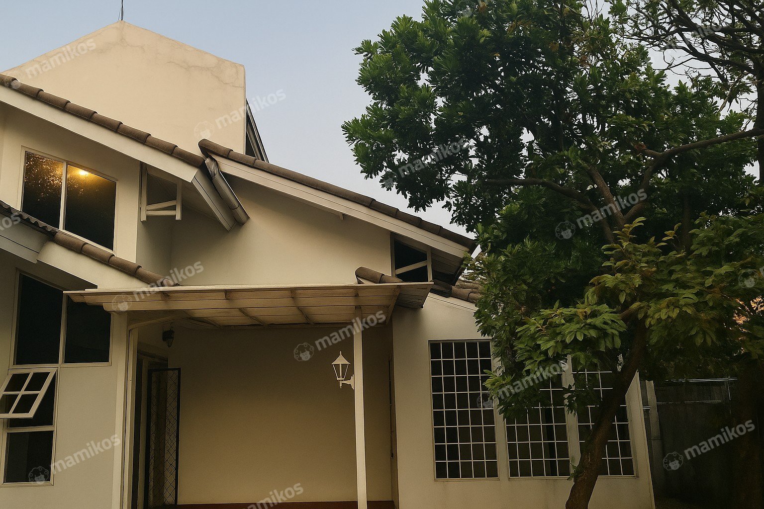 Rumah Sertifikat SHM 5 Kamar Tidur 4 Kamar Mandi Matraman Jakarta Timur
