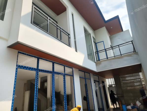 Rumah Sertifikat PPJB 4 Kamar Tidur 5 Kamar Mandi Citraland Surabaya - Photo 3