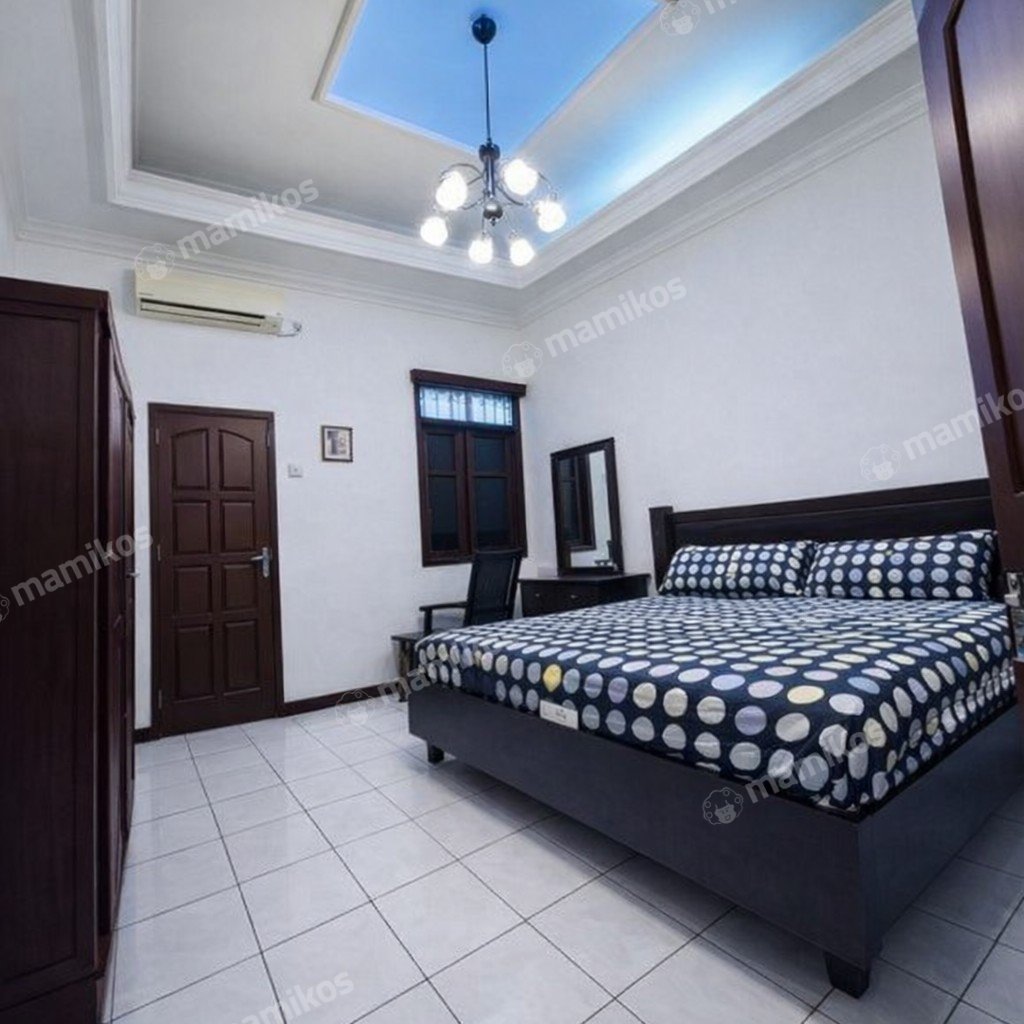 Rumah Sertifikat SHM 6 Kamar Tidur 4 Kamar Mandi Guntur Jakarta Selatan - Photo 5