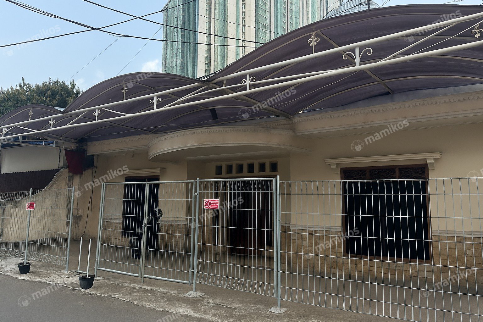 Rumah Sertifikat SHM 3 Kamar Tidur 2 Kamar Mandi Setiabudi Jakarta Selatan