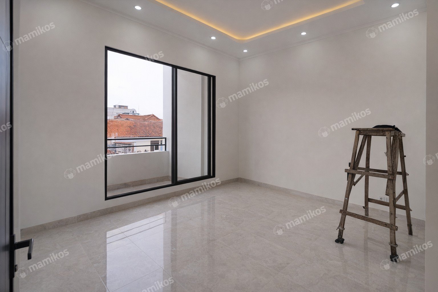 Rumah Sertifikat SHM 4 Kamar Tidur 4 Kamar Mandi Kelapa Dua Jakarta Barat - Photo 3
