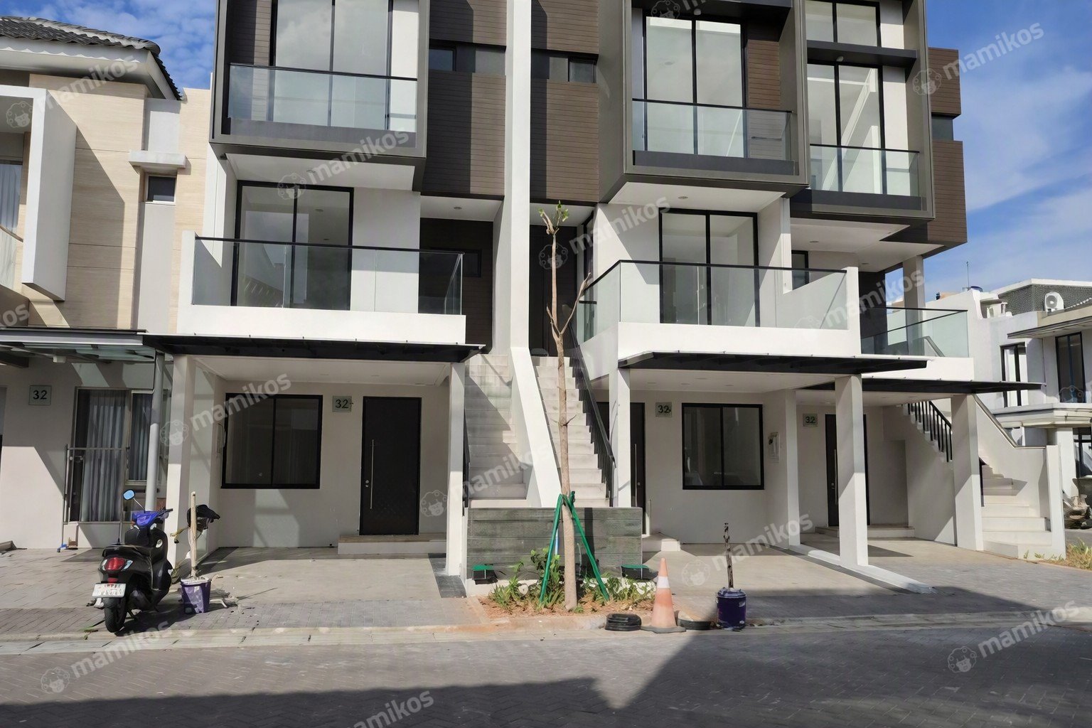Rumah Baru 3 Kamar Tidur 4 Kamar Mandi Pantai Indah Kapuk Jakarta Utara
