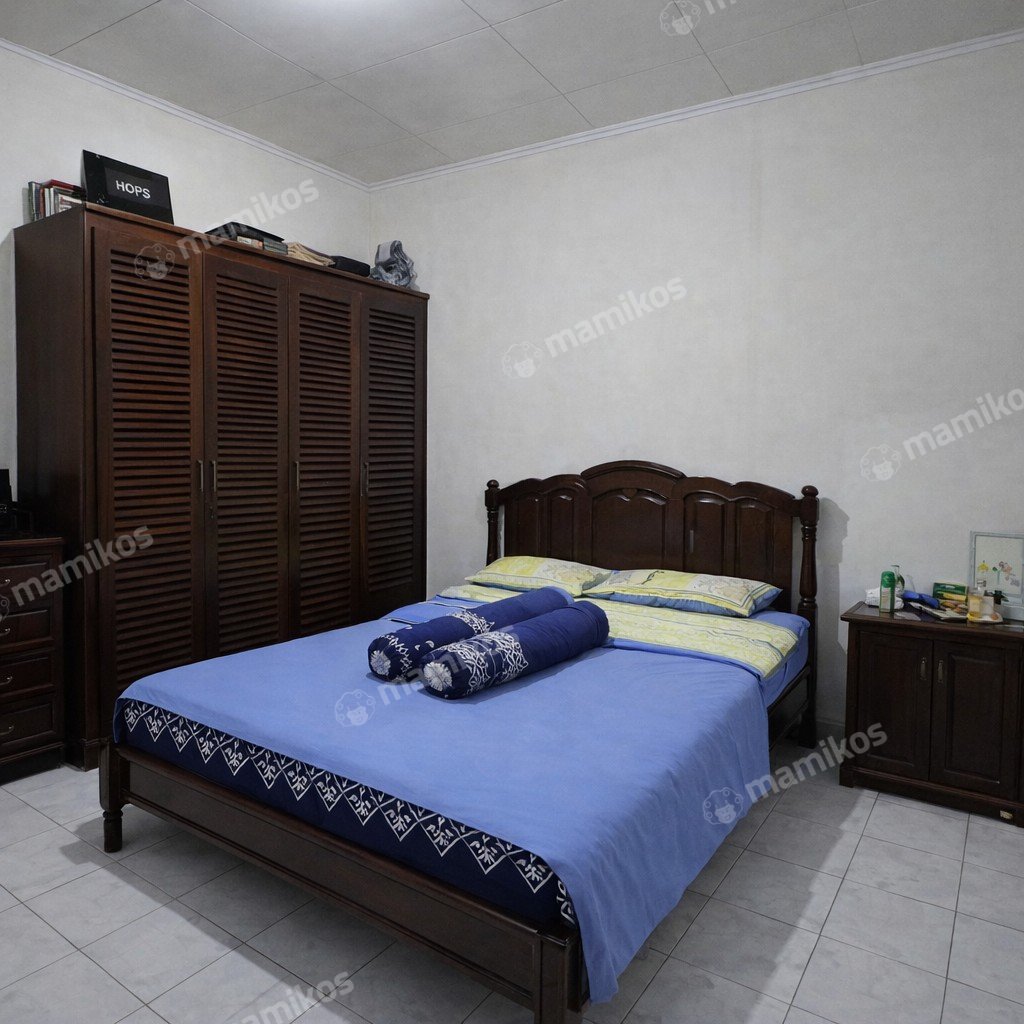 Rumah Sertifikat SHM 3 Kamar Tidur 1 Kamar Mandi Pondok Indah Jakarta Selatan - Photo 2
