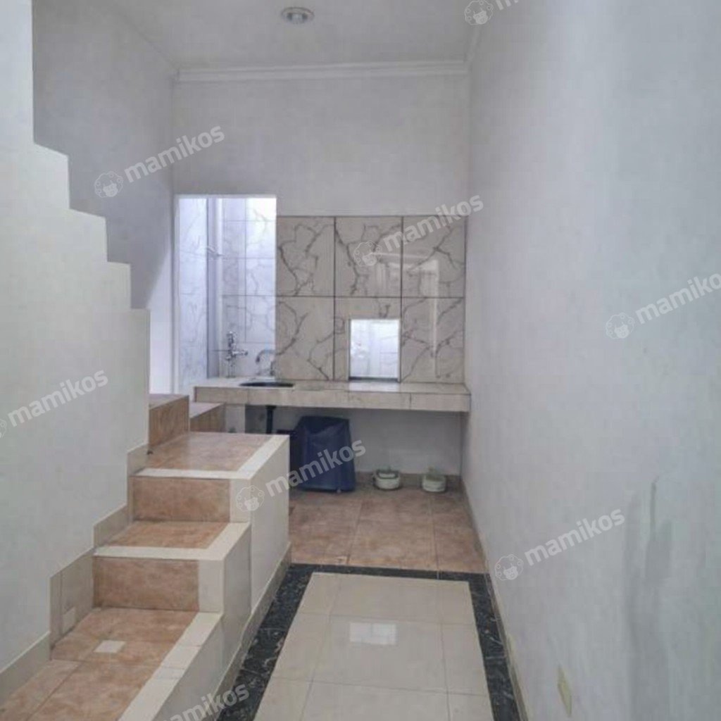 Rumah Sertifikat SHM 4 Kamar Tidur 3 Kamar Mandi Tanjung Duren Jakarta Barat - Photo 4