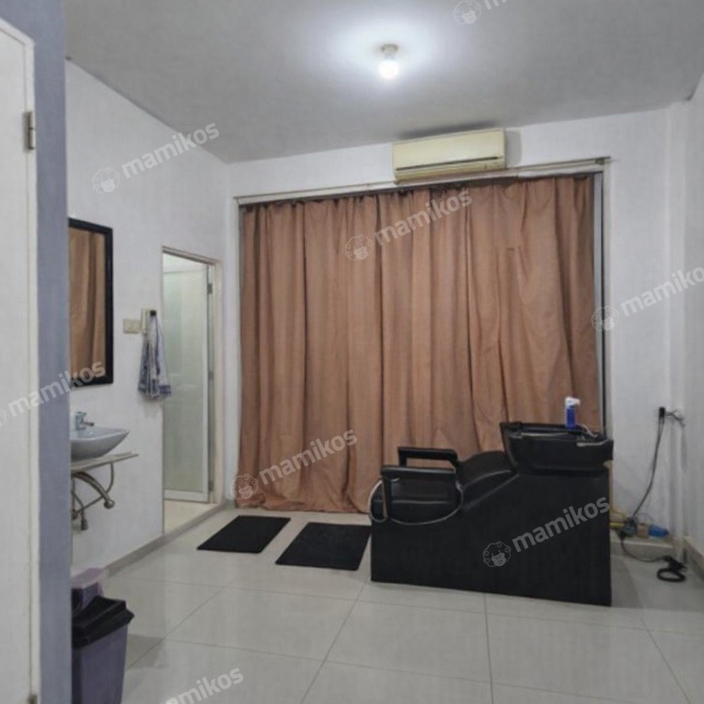 Rumah Sertifikat SHM 7 Kamar Tidur 3 Kamar Mandi Pulomas Jakarta Timur - Photo 4