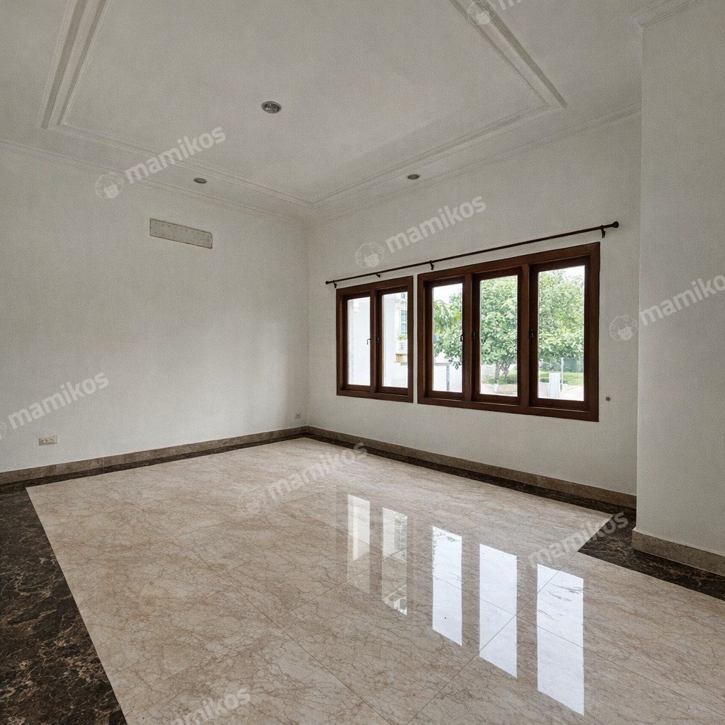 Rumah Sertifikat SHM 4 Kamar Tidur 4 Kamar Mandi Intercon Jakarta Barat - Photo 2