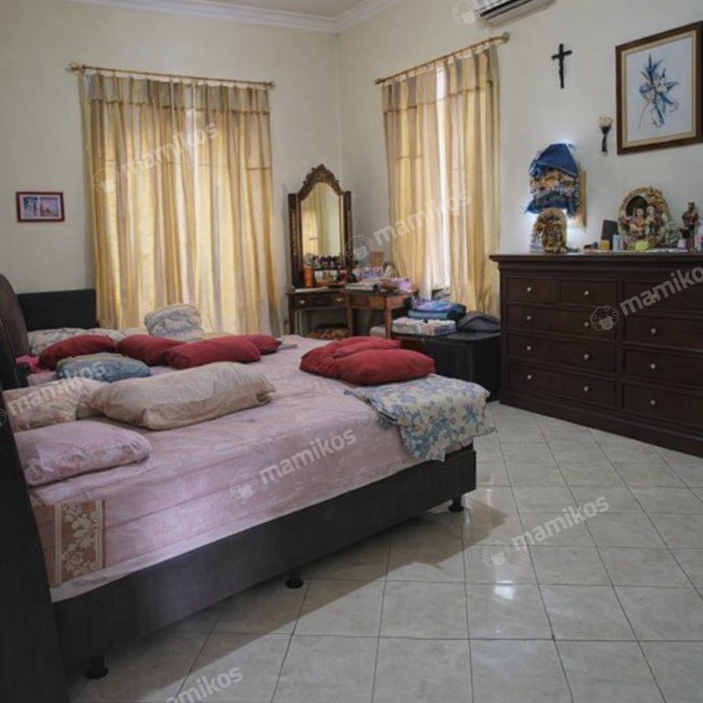 Rumah Sertifikat SHM 4 Kamar Tidur 5 Kamar Mandi Duren Sawit Jakarta Timur - Photo 3