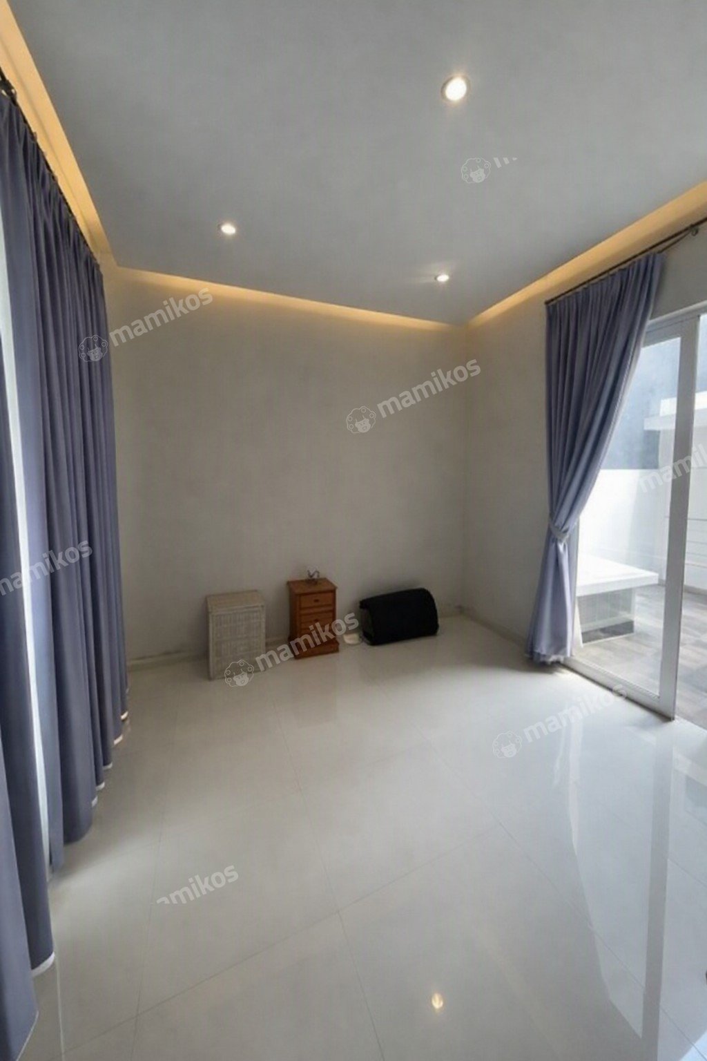 Rumah 6 Kamar Tidur 5 Kamar Mandi 2 Lantai Pantai Indah Kapuk Jakarta Utara - Photo 4