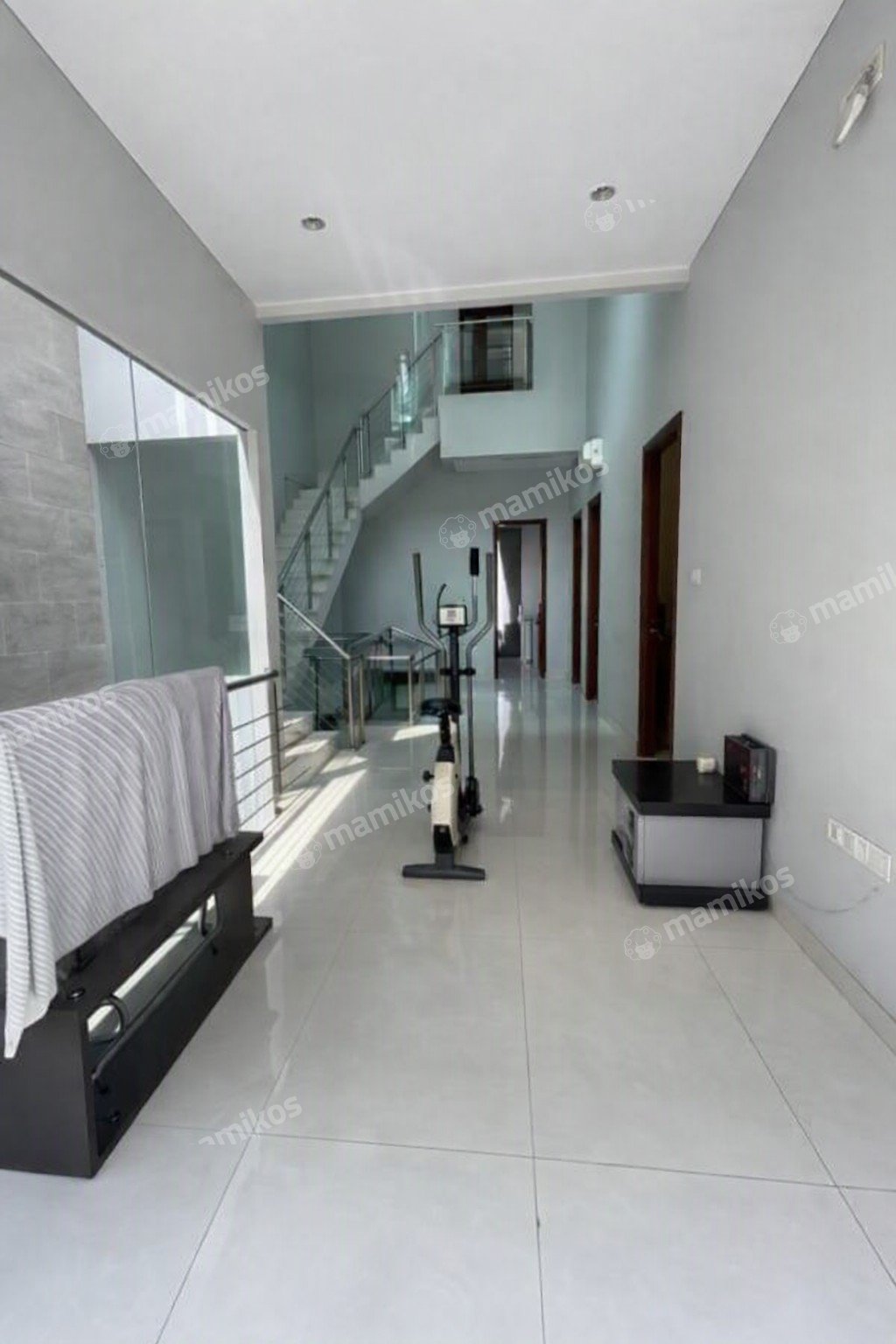 Rumah 6 Kamar Tidur 5 Kamar Mandi 2 Lantai Pantai Indah Kapuk Jakarta Utara - Photo 5