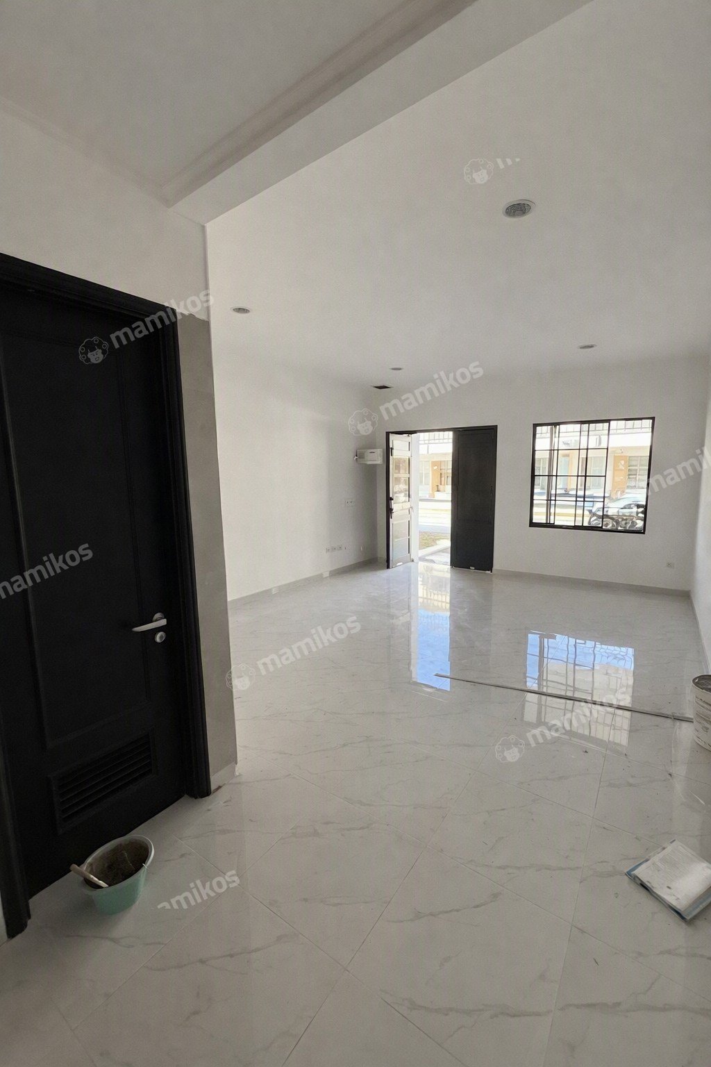 Rumah Sertifikat SHM 3 Kamar Tidur 3 Kamar Mandi Pantai Indah Kapuk 2 Jakarta Utara - Photo 3