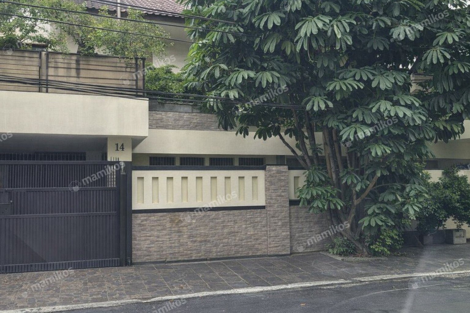 Rumah 4 Kamar Tidur 4 Kamar Mandi 2 Lantai Tebet Jakarta Selatan