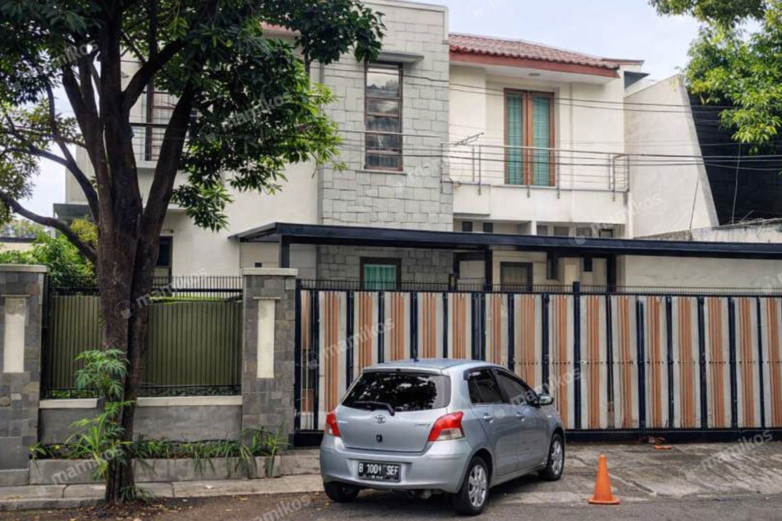 Rumah Sertifikat SHM 5 Kamar Tidur 5 Kamar Mandi Panglima Polim Jakarta Selatan