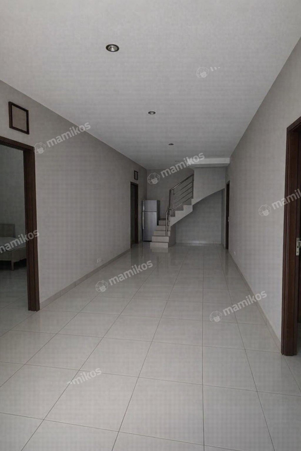 Rumah 19 Kamar Tidur 13 Kamar Mandi 3 Lantai Cakung Jakarta Timur - Photo 4