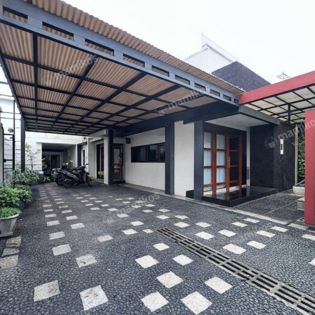 Rumah Sertifikat SHM 5 Kamar Tidur 5 Kamar Mandi Pos Pengumben Jakarta Barat - Photo 4