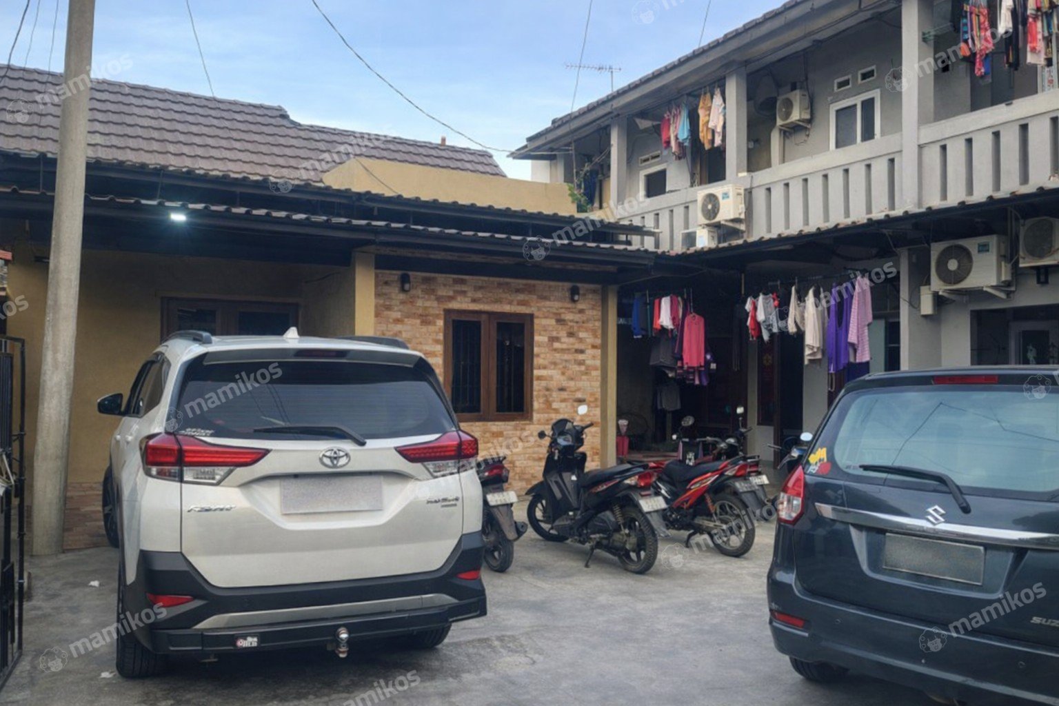Rumah Sertifikat SHM 11 Kamar Tidur 11 Kamar Mandi Bintaro Jakarta Selatan
