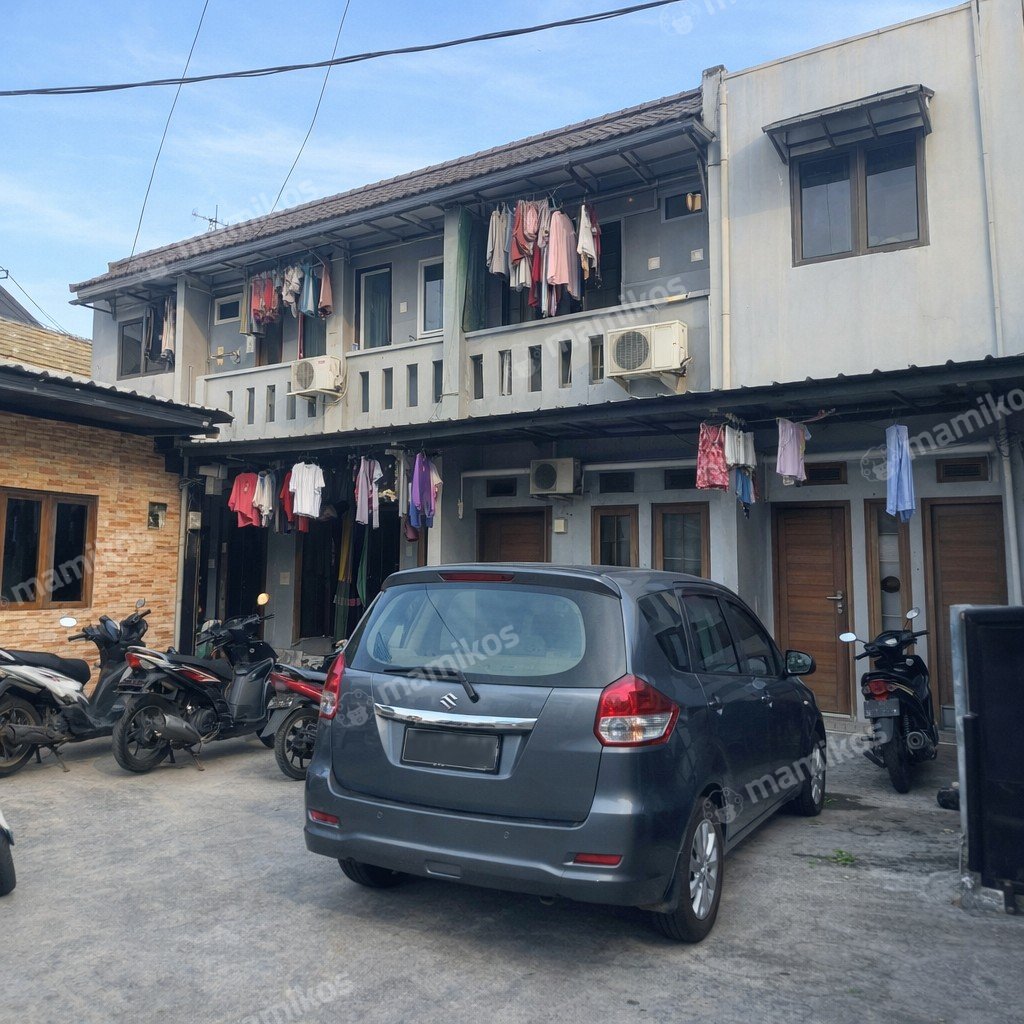 Rumah Sertifikat SHM 11 Kamar Tidur 11 Kamar Mandi Bintaro Jakarta Selatan - Photo 2