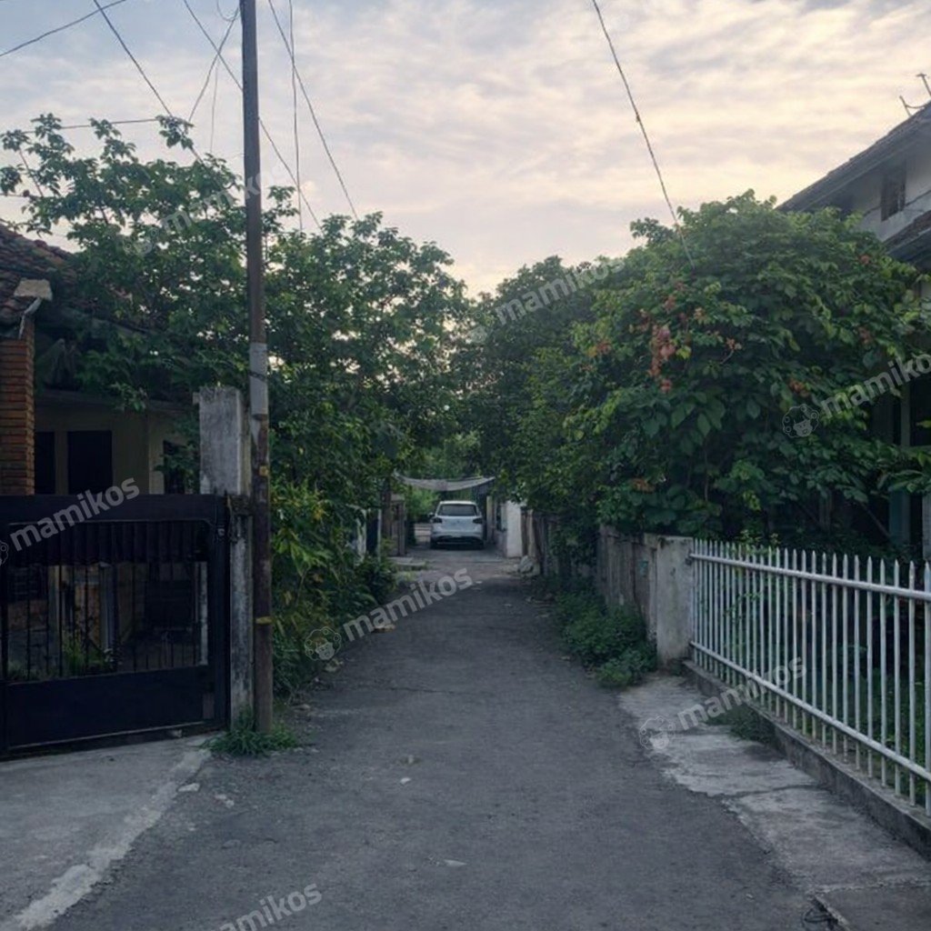 Rumah Sertifikat SHM 11 Kamar Tidur 11 Kamar Mandi Bintaro Jakarta Selatan - Photo 4