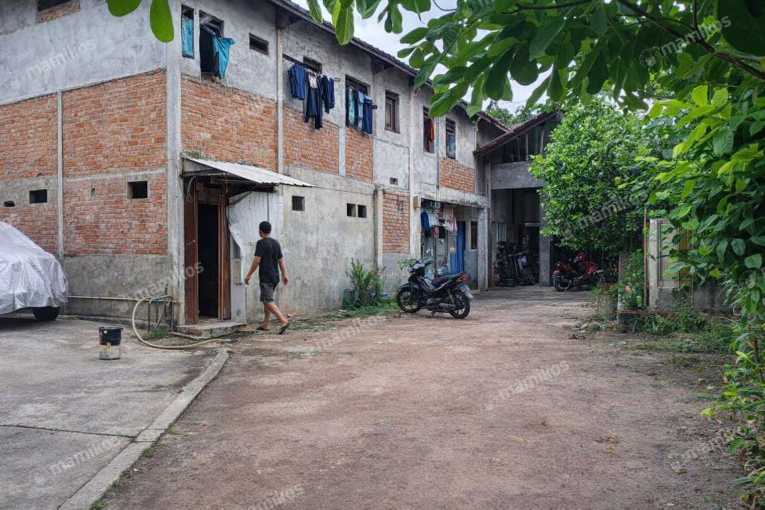Rumah 5 Kamar Tidur 3 Kamar Mandi 2 Lantai Jembatan Besi Jakarta Barat - Photo 3