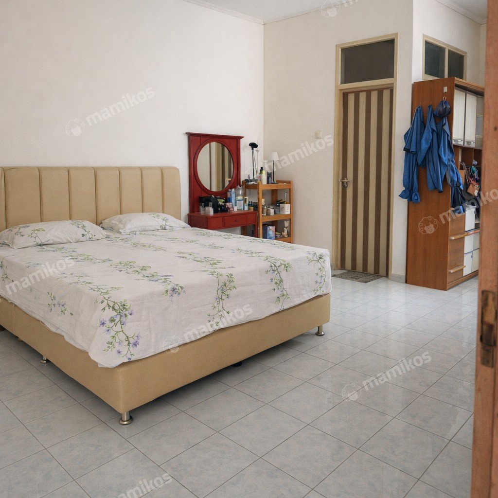 Rumah Sertifikat SHM 4 Kamar Tidur 2 Kamar Mandi Taman Ratu Jakarta Barat - Photo 4
