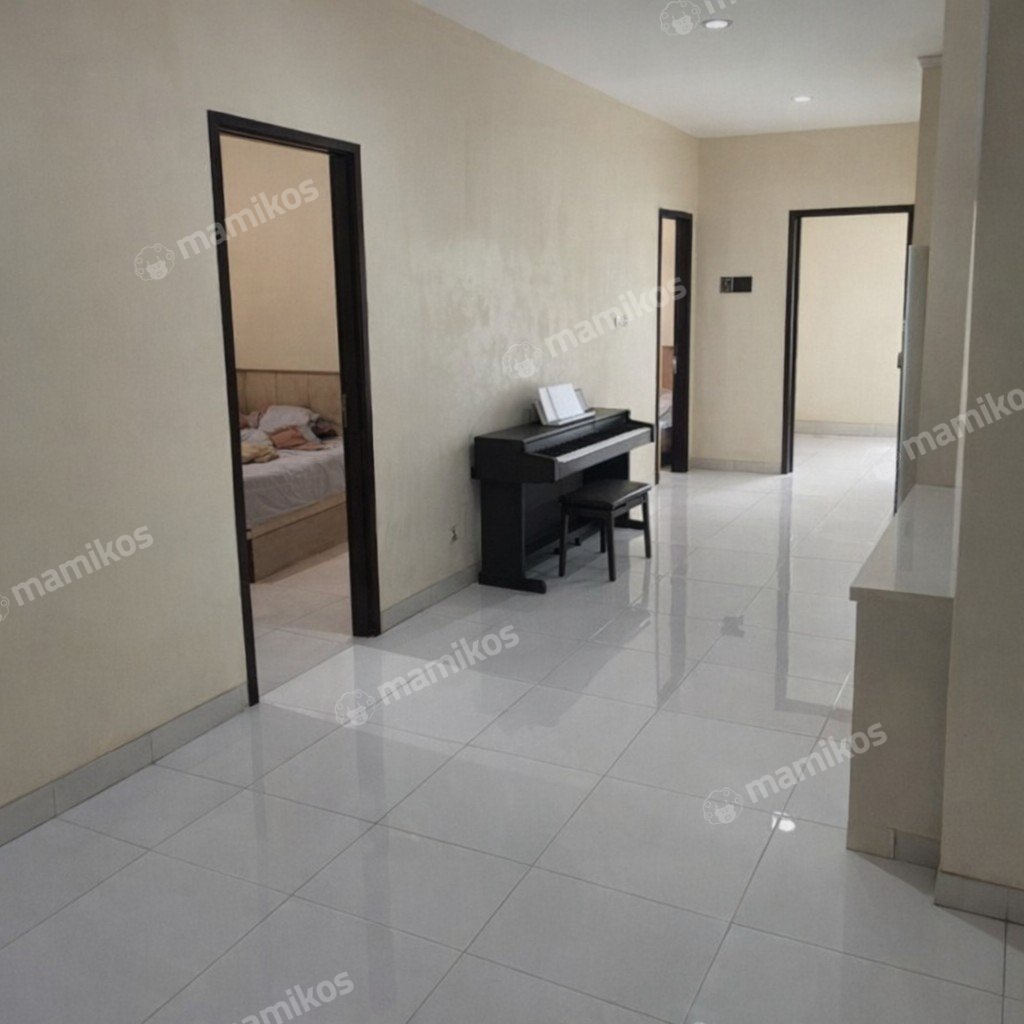 Rumah 5 Kamar Tidur 3 Kamar Mandi 3 Lantai Kalideres Jakarta Barat - Photo 4