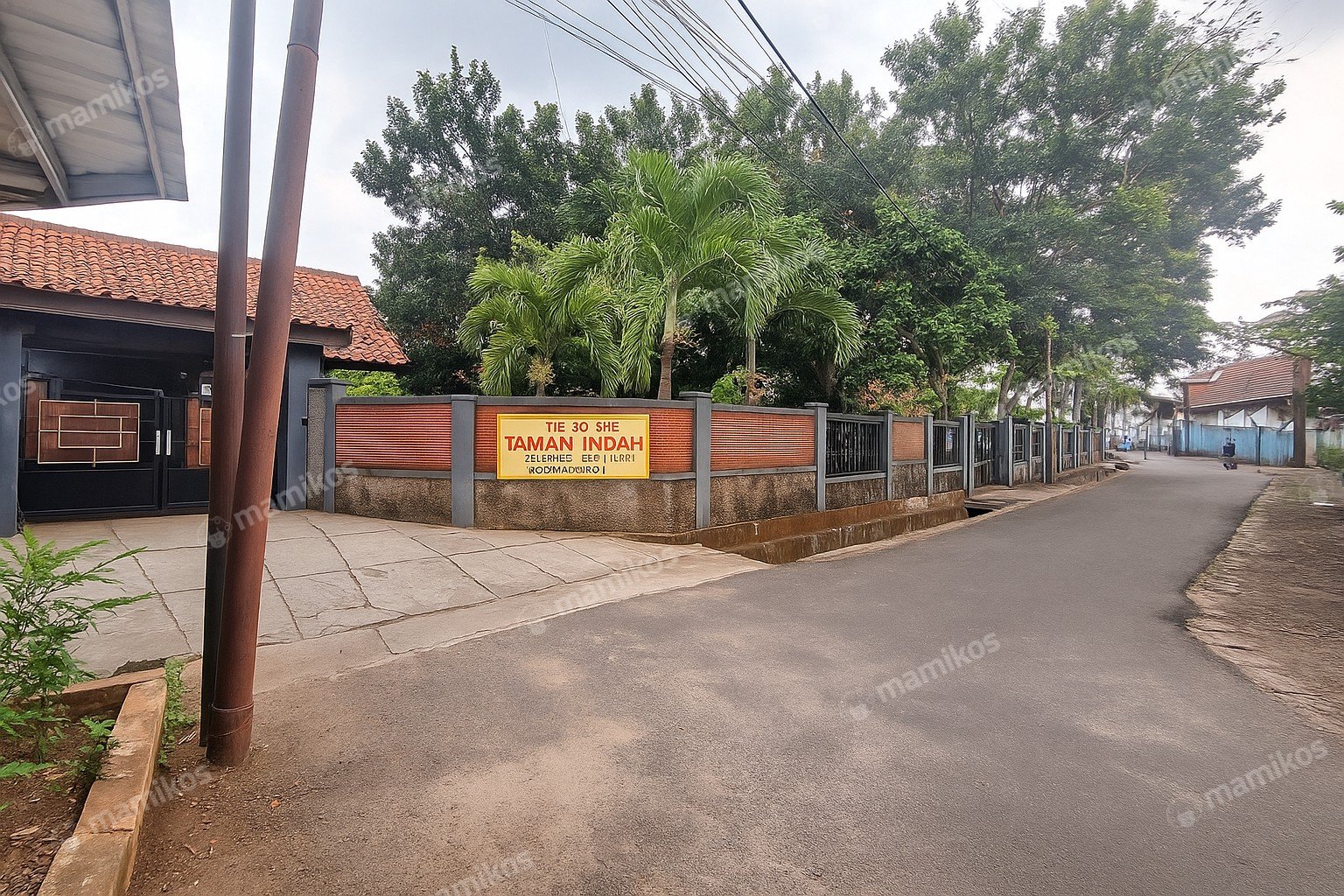 Rumah Sertifikat SHM 6 Kamar Tidur 4 Kamar Mandi Ulujami Jakarta Selatan - Photo 2