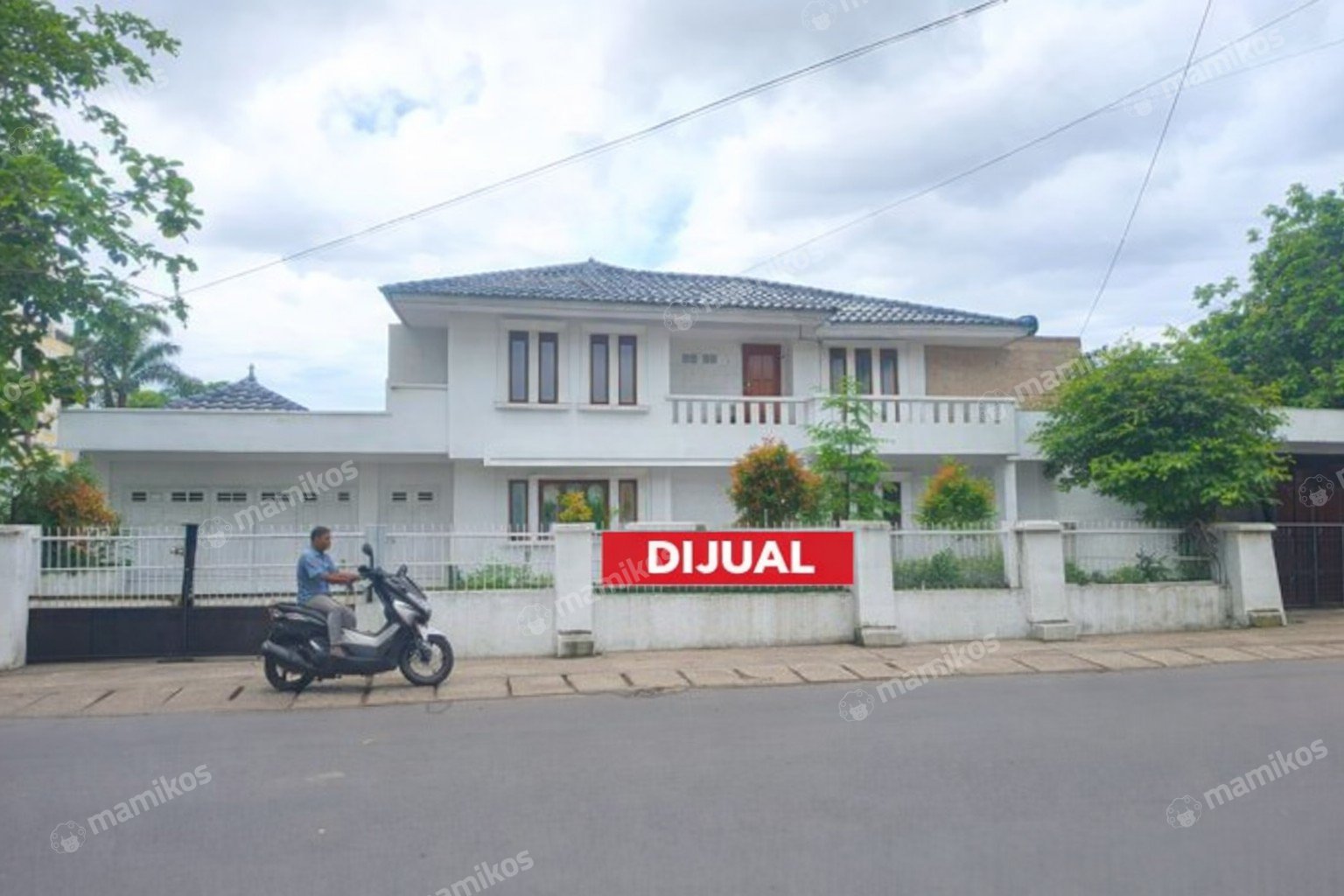 Rumah Sertifikat SHM 6 Kamar Tidur 4 Kamar Mandi Meruya Jakarta Barat