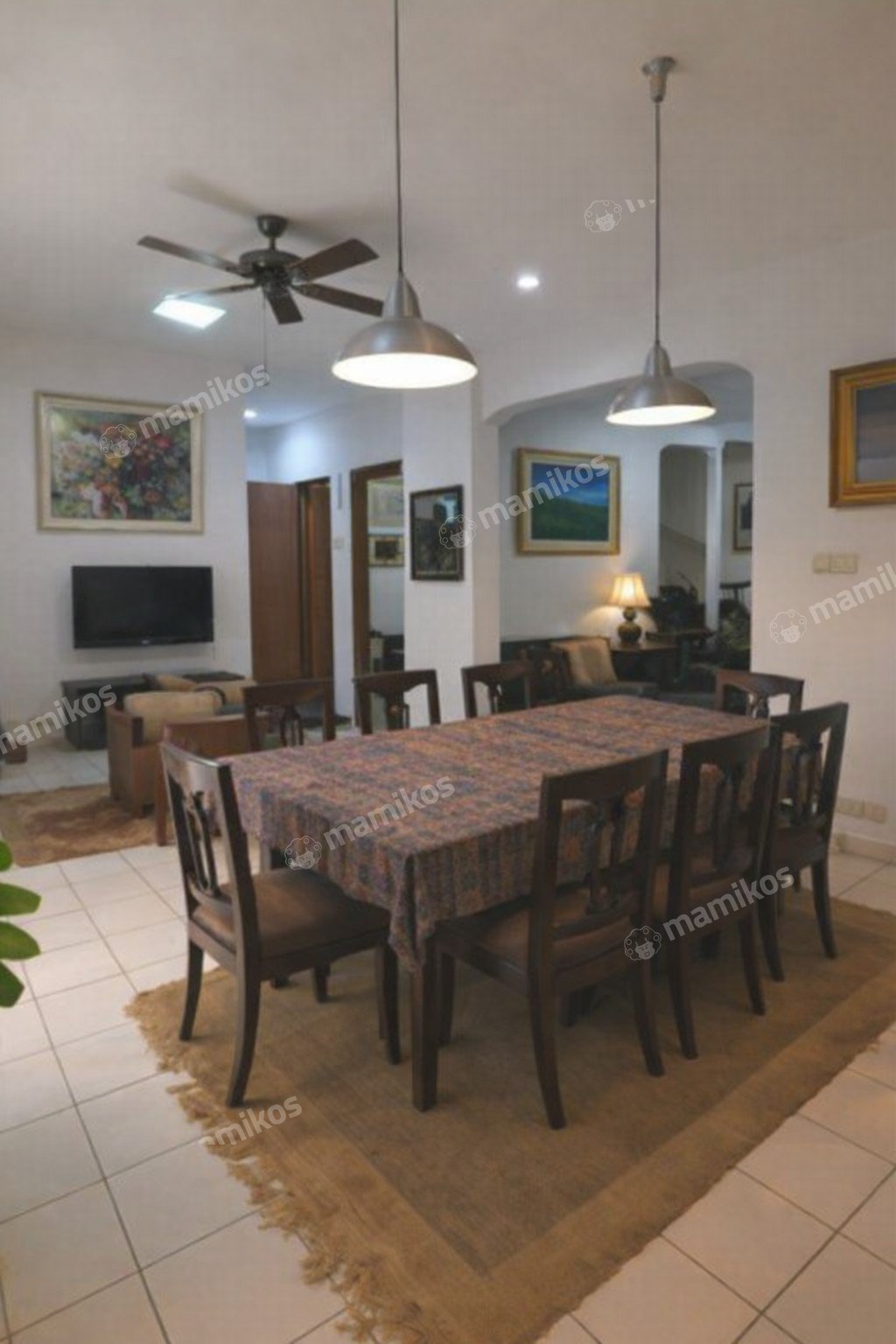 Rumah 4 Kamar Tidur 2 Kamar Mandi 1 Lantai SCBD Jakarta Selatan - Photo 3