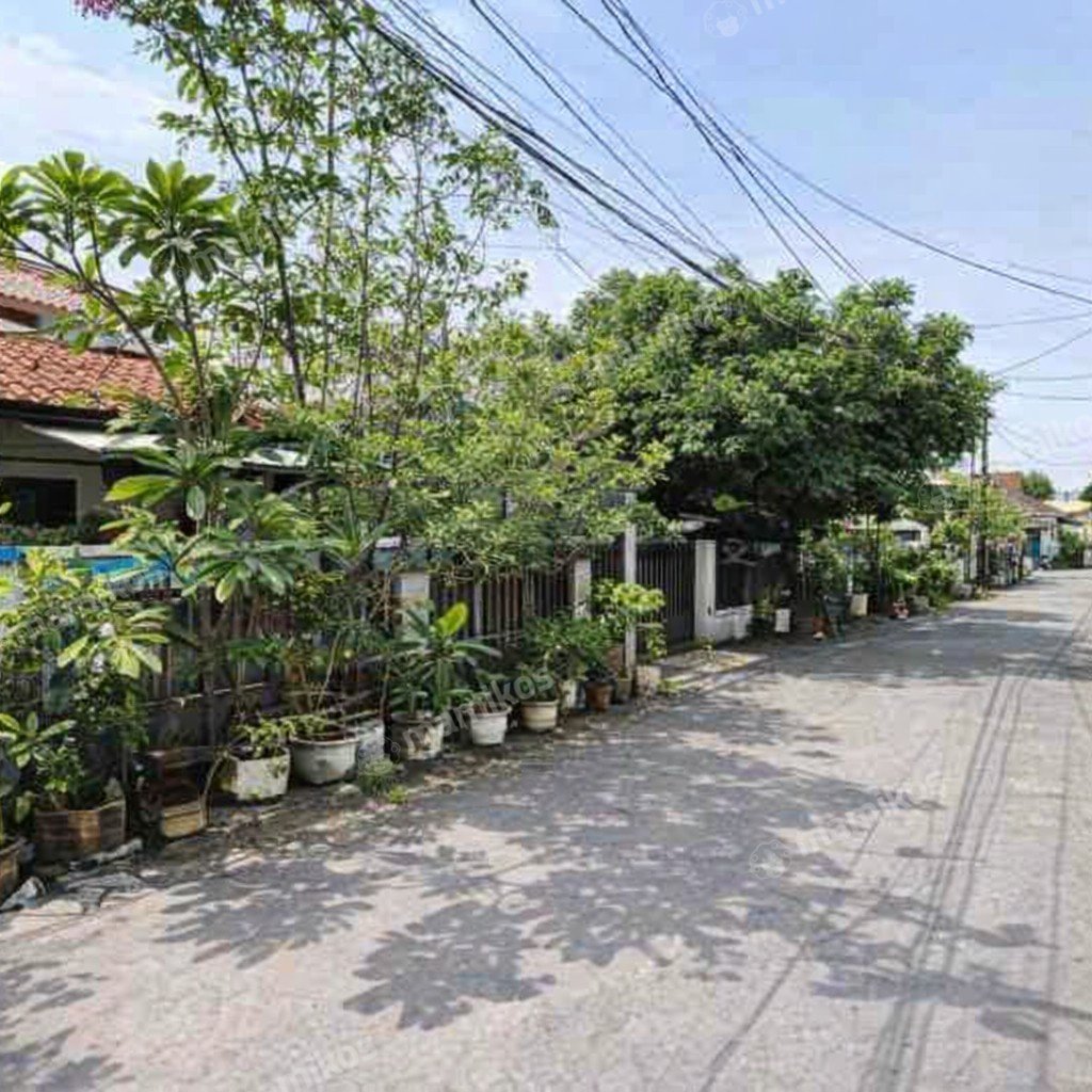 Rumah Sertifikat SHM 4 Kamar Tidur 3 Kamar Mandi Menteng Dalam Jakarta Selatan - Photo 3