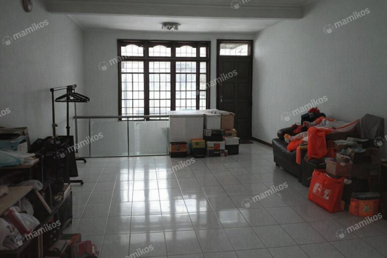 Rumah Sertifikat SHM 4 Kamar Tidur 3 Kamar Mandi Kebon Jeruk Jakarta Barat - Photo 3