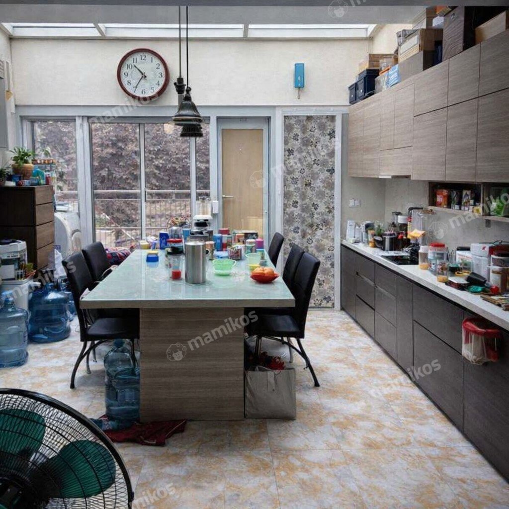 Rumah Sertifikat SHM 4 Kamar Tidur 4 Kamar Mandi Green Lake City Jakarta Barat - Photo 2