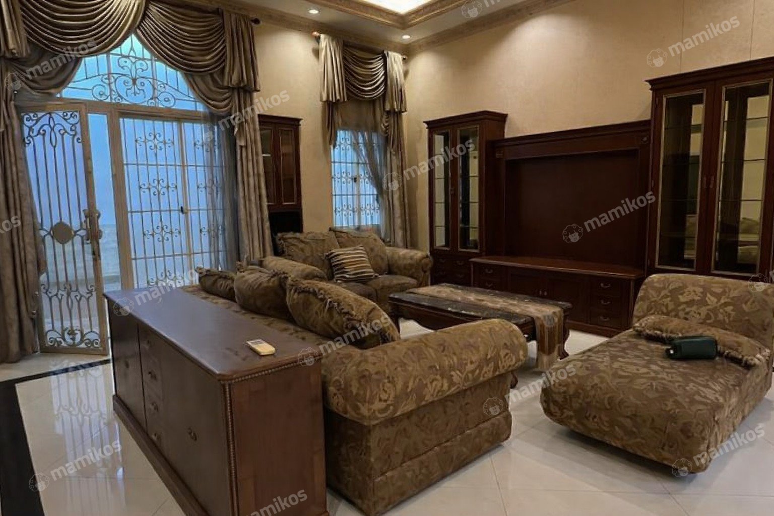 Rumah Sertifikat SHM 4 Kamar Tidur 3 Kamar Mandi Pantai Indah Kapuk Jakarta Utara