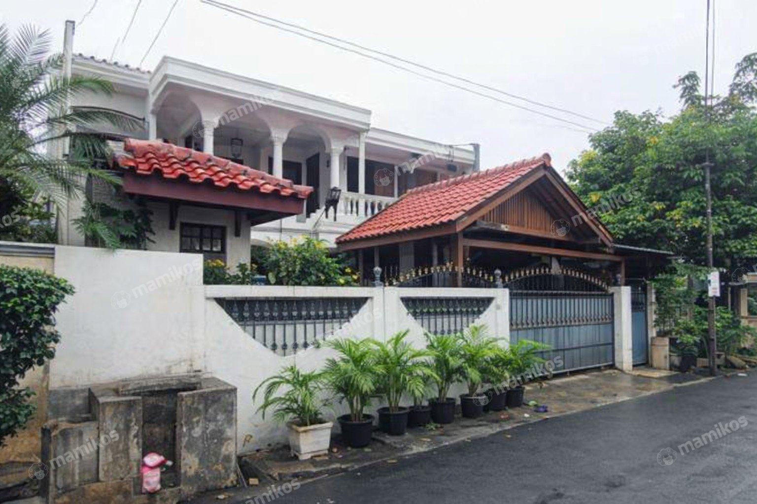 Rumah Sertifikat SHM 5 Kamar Tidur 4 Kamar Mandi Tanah Kusir Jakarta Selatan