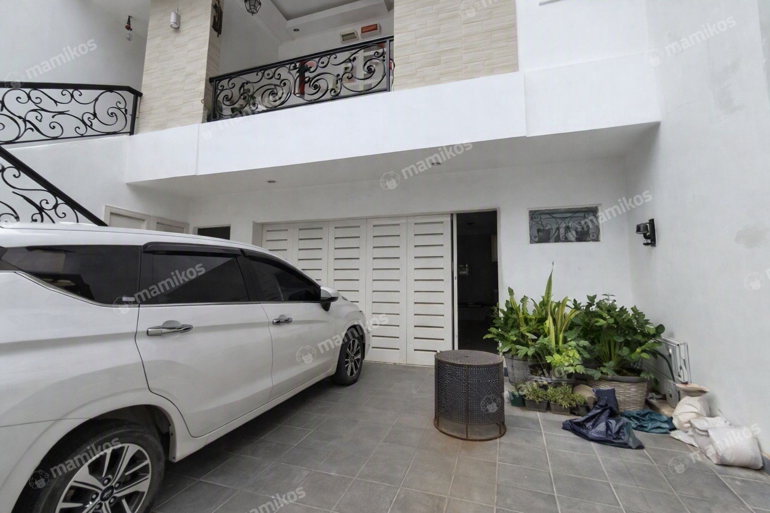 Rumah Sertifikat SHM 5 Kamar Tidur 4 Kamar Mandi Pantai Indah Kapuk Jakarta Utara - Photo 2