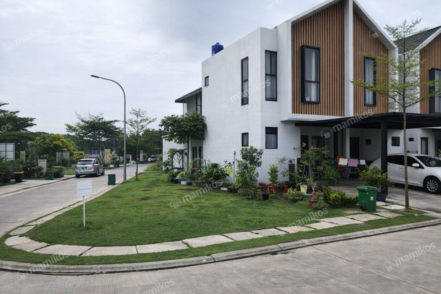 Rumah Sertifikat SHM 3 Kamar Tidur 3 Kamar Mandi Citra Garden Jakarta Barat