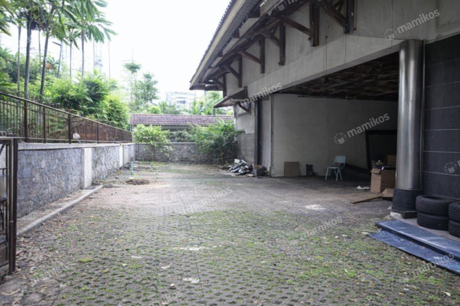 Rumah 4 Kamar Tidur 3 Kamar Mandi Simprug Jakarta Selatan - Photo 2