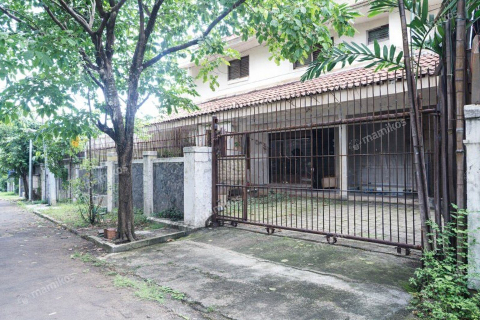 Rumah 4 Kamar Tidur 3 Kamar Mandi Simprug Jakarta Selatan - Photo 4
