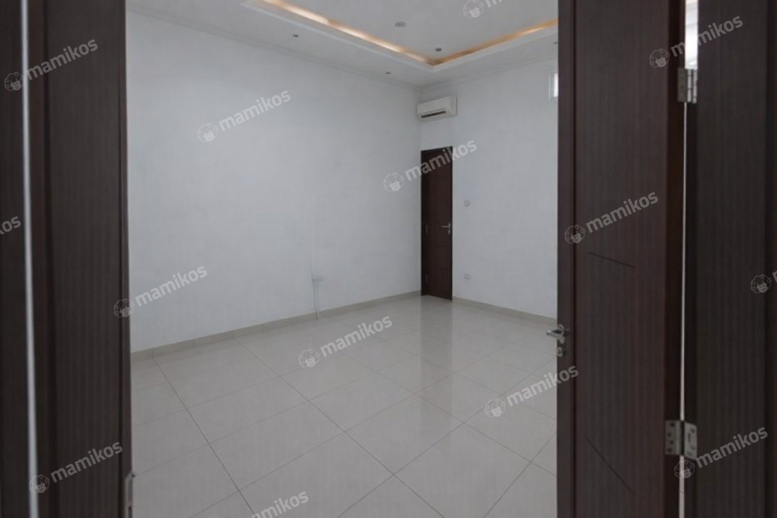 Rumah Sertifikat SHM 3 Kamar Tidur 3 Kamar Mandi Sunrise Garden Jakarta Barat - Photo 3