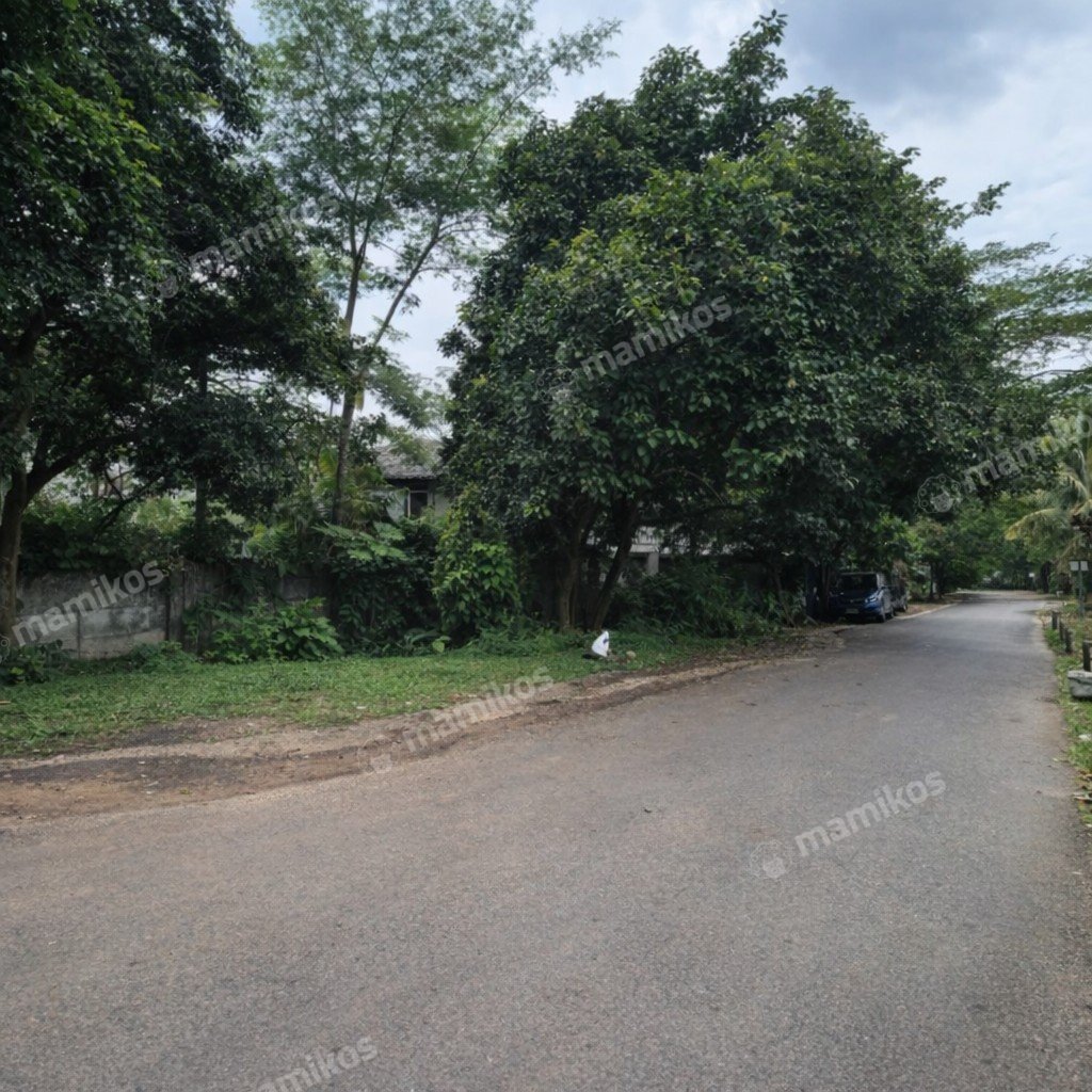 Rumah Sertifikat SHM 6 Kamar Tidur 6 Kamar Mandi Kebayoran Baru Jakarta Selatan - Photo 4