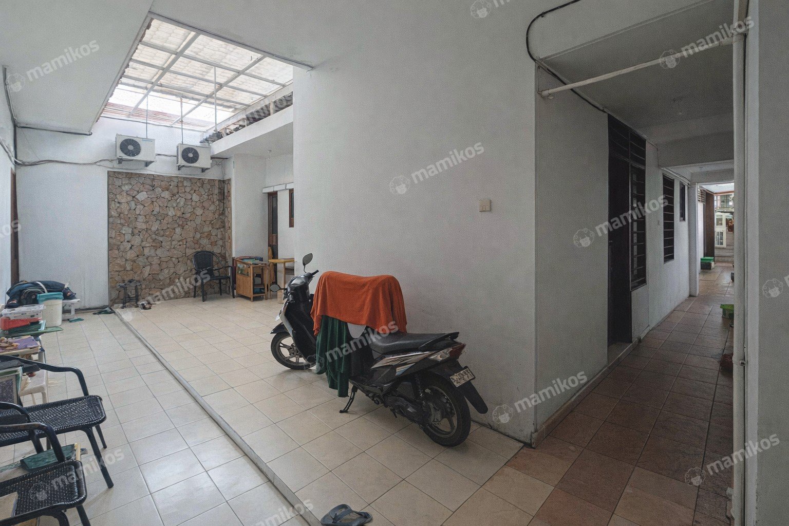 Rumah Sertifikat SHM 11 Kamar Tidur 3 Kamar Mandi Grogol Jakarta Barat - Photo 4