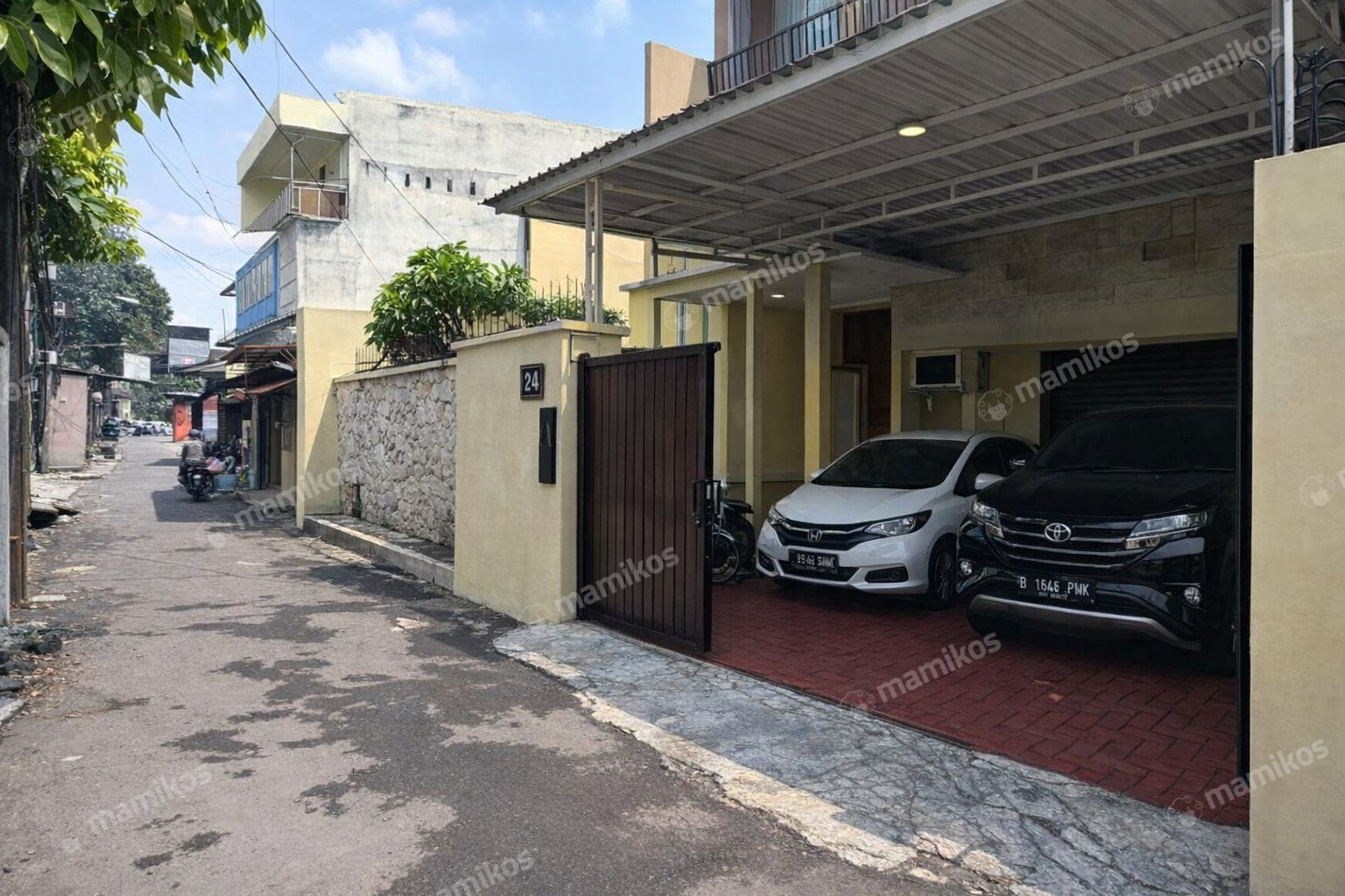 Rumah Sertifikat SHM 4 Kamar Tidur 4 Kamar Mandi Kemang Jakarta Selatan