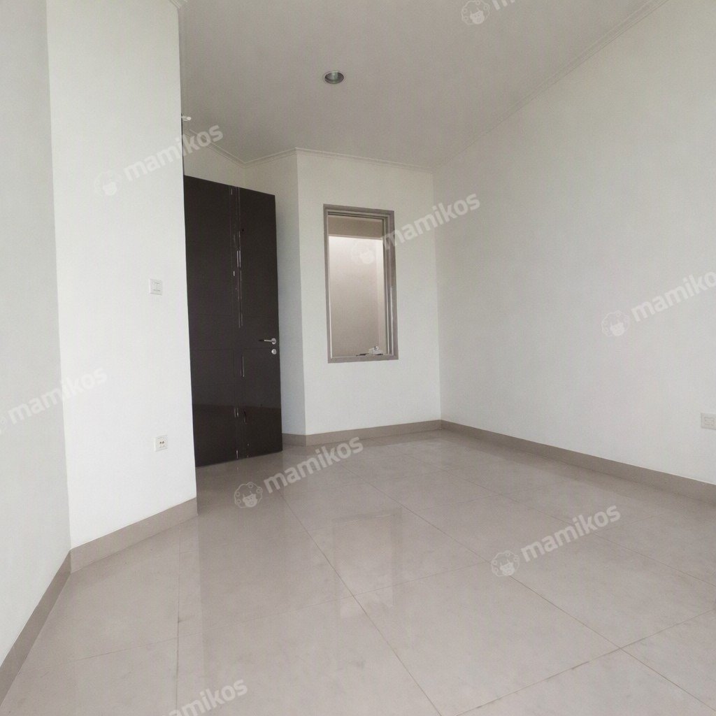 Rumah Sertifikat SHM 3 Kamar Tidur 3 Kamar Mandi Pantai Indah Kapuk 2 Jakarta Utara - Photo 3