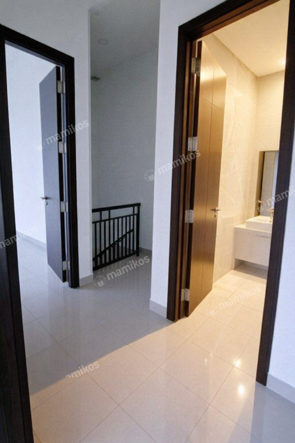 Rumah 3 Kamar Tidur 3 Kamar Mandi 2 Lantai Pantai Indah Kapuk 2 Jakarta Utara - Photo 5