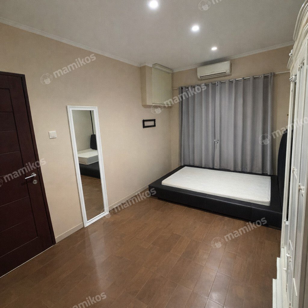 Rumah Sertifikat SHM 3 Kamar Tidur 3 Kamar Mandi Puri Mansion Jakarta Barat - Photo 5