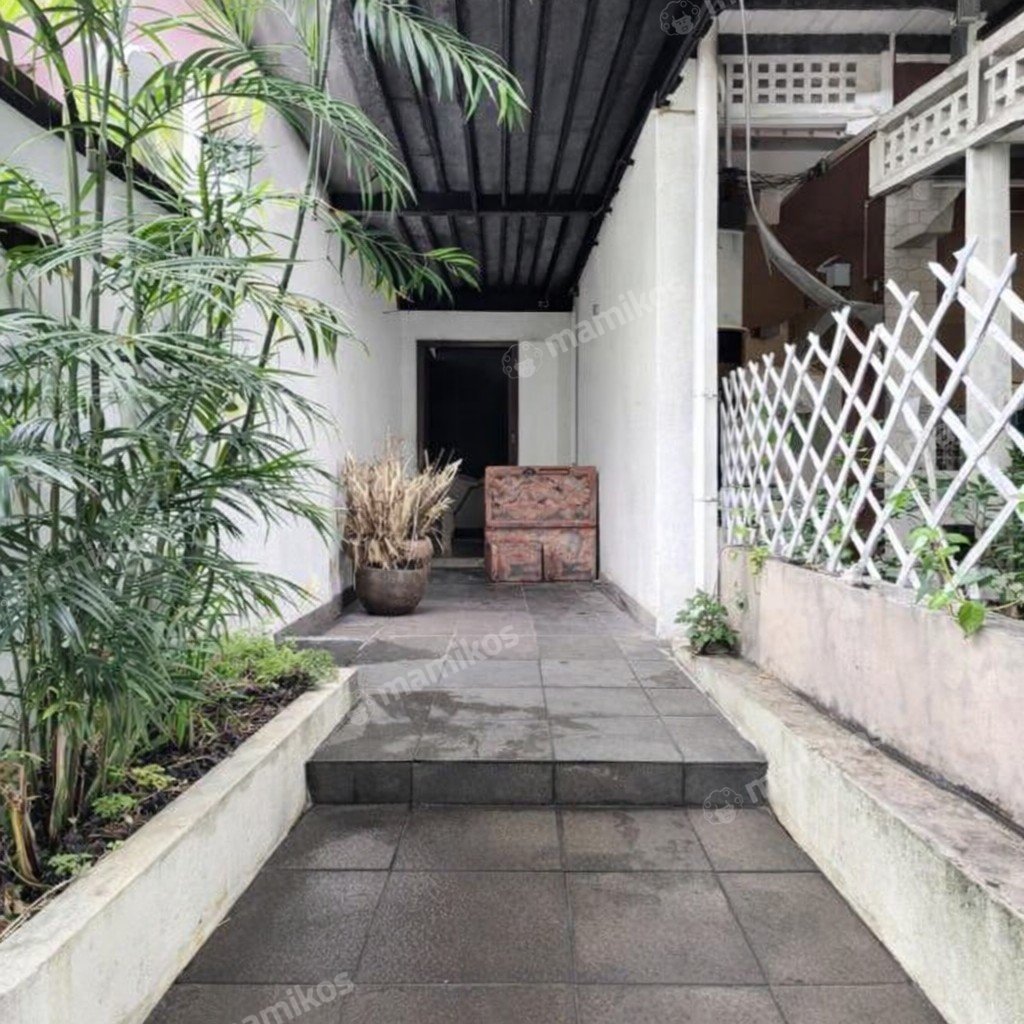 Rumah Sertifikat SHM 3 Kamar Tidur 3 Kamar Mandi Jagakarsa Jakarta Selatan - Photo 4