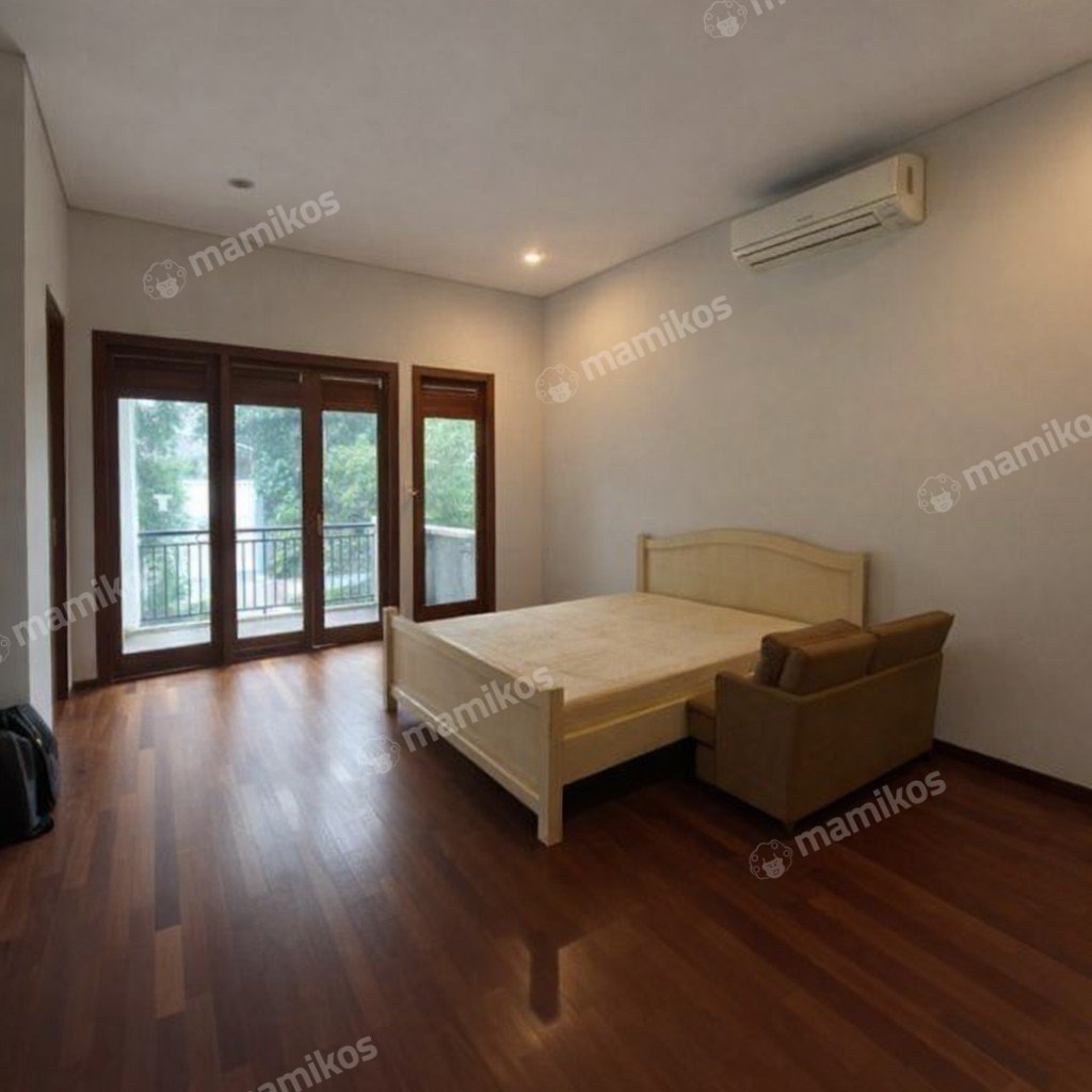 Rumah Sertifikat SHM 4 Kamar Tidur 3 Kamar Mandi Kebayoran Baru Jakarta Selatan - Photo 4