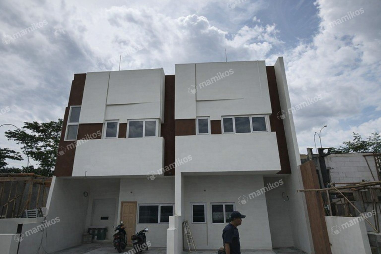 Rumah Sertifikat SHM 2 Kamar Tidur 2 Kamar Mandi Cinere Jakarta Selatan